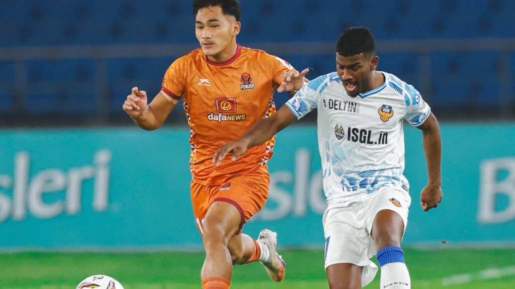 ISL 12 Gameweek 5 Highlights 10-Man Punjab FC Battle to Thrilling 1-1 Draw Against FC Goa